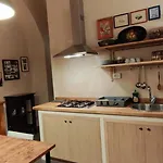 Leontini Apartment